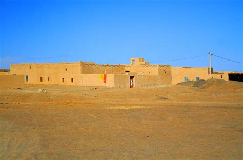 Village In Sahara Desert Stock Photo Image Of Peasant 4740840