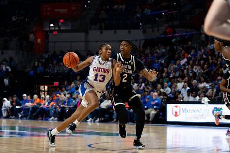 Gators Womens Basketball Falls Flat In Sec Opener Against No 1