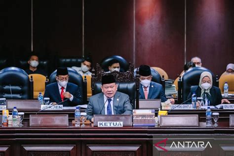 Paripurna DPD Sahkan Rekomendasi Calon Anggota BPK RI 2022 2027