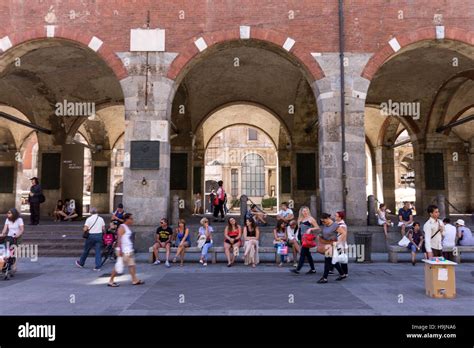 Palazzo Dei Mercanti Hi Res Stock Photography And Images Alamy