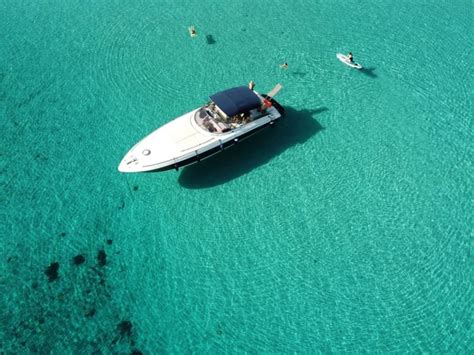 Palau: LUXURY BOAT TOUR La Maddalena Islands All-Inclusive