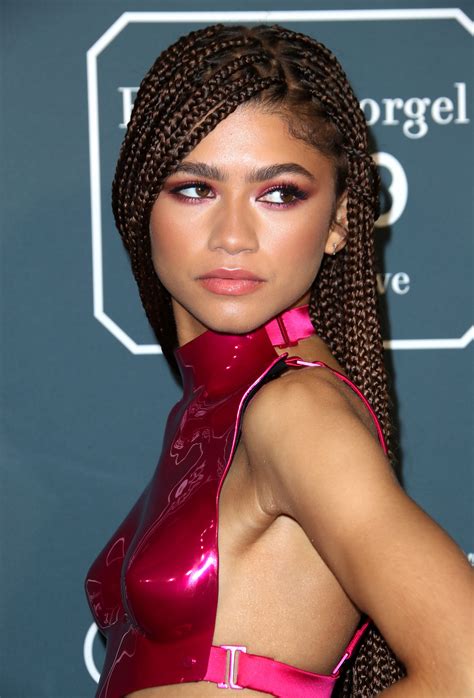 Zendaya Extra Long Box Braids At The Critics Choice Awards Cool