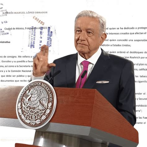 AMLO presenta primera locomotra del Tren Interoceánico en Istmo de