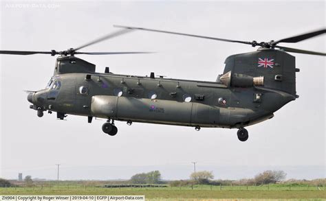 Aircraft ZH904 Boeing Vertol Chinook HC 5 C N M4483 Photo By Roger