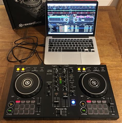 DDJ 400 Pioneer DDJ 400 Audiofanzine