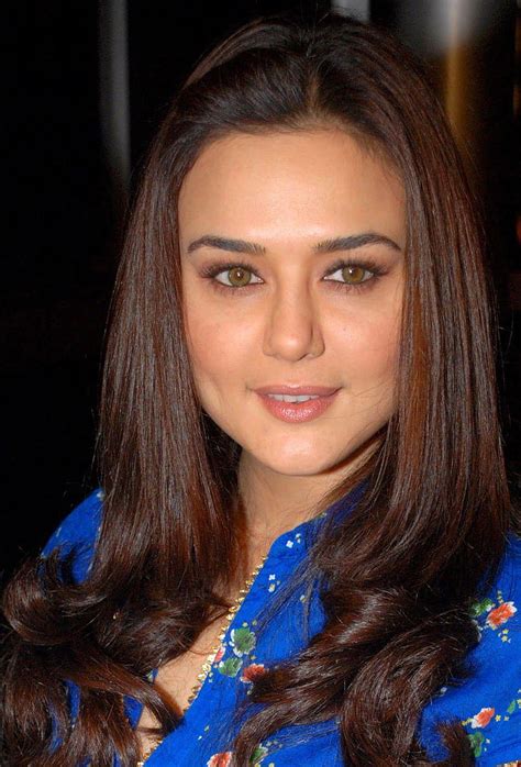 Bollywood Actress Gorgeous Dimple Girl Preity Zinta Full Hd Phone Wallpaper Pxfuel