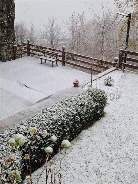 Bien reshjet e para të borës në Kosovë zbardhen Brodi Brezovica e