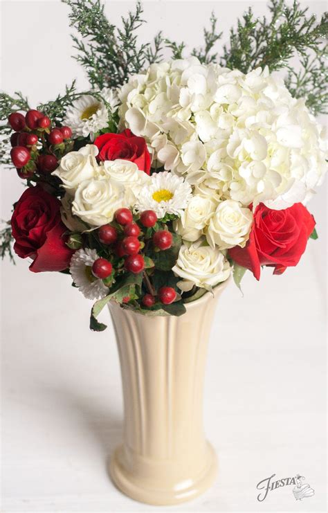 Fiesta® Hostess T Ideas A Gorgeous Floral Bouquet Is A Graceful