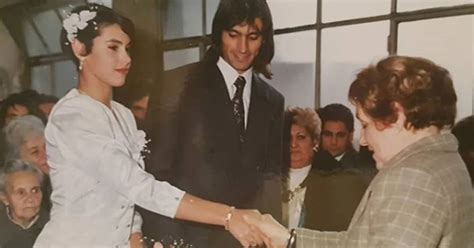 De Blanco Y Morocha Las Fotos Del Casamiento De Mónica Farro Irreconocible A Los 17 Infobae