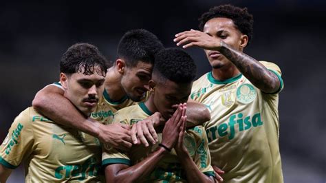 Vidente Aponta Quem Ganha Entre Palmeiras X Fluminense Pela Rodada