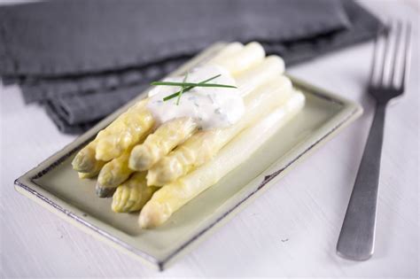 Asperges blanches sauce moutardée Recettes de cuisine Recette