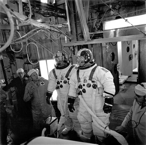 Skylab 4 Crew Training At Ksc Space Science Crew Spacecraft