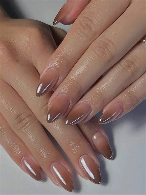 30pcs Set Long Almond Shaped Nails In Simple Yet Intellectual Style With Shades Of Nude Brown