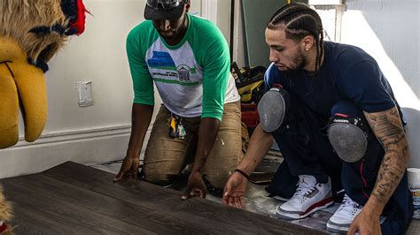 Photos Jose Alvarado Joins Rebuilding Together New Orleans For Veteran