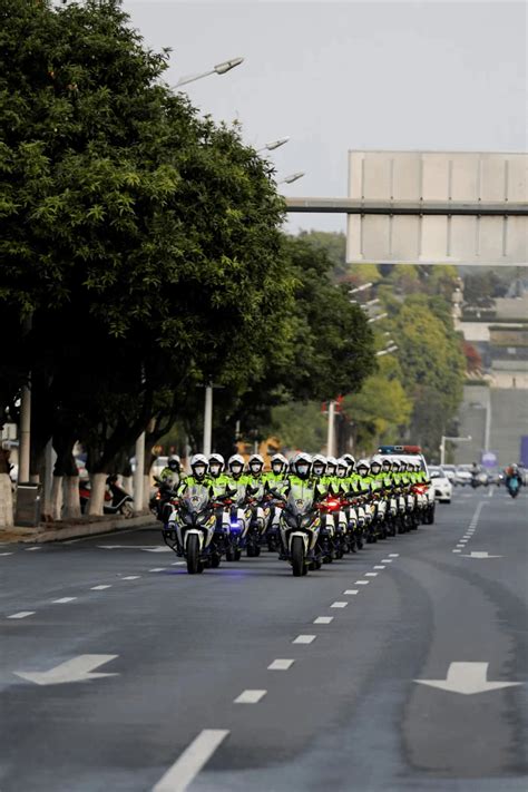 平安春运 交警同行丨春运首日，河源交警“两公布一提示”来啦！高速公路高峰分析