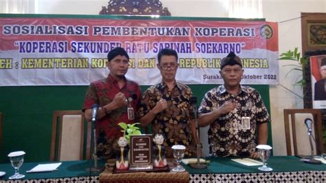 Semangat Dukung Ekonomi Kreatif Ratu Sarinah Soekarno Dirikan Koperasi