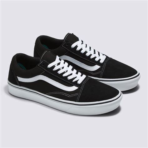 T Nis Old Skool Comfycush Black True White Vans