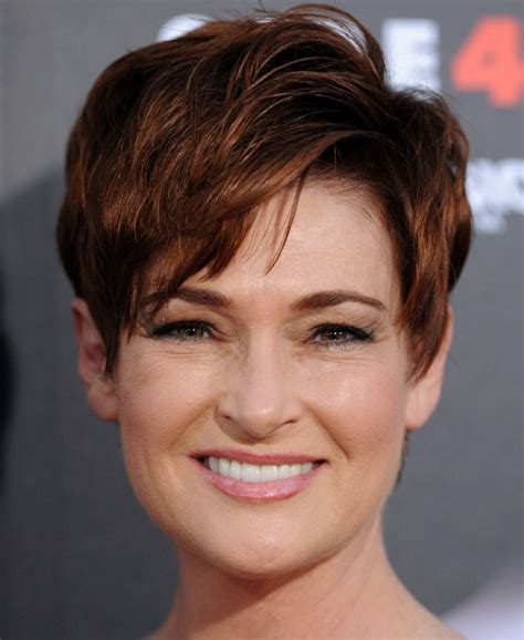 Pictures of Carolyn Hennesy