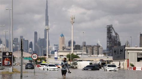 Apocalyptic Dubai Floods Shake Picture Perfect City Bbc News