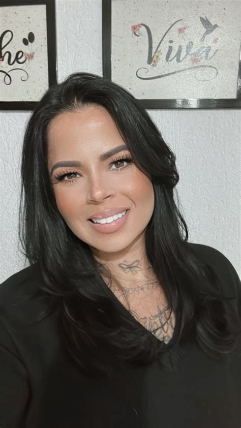 Minha Meta Mais Urgente é Voltar A Ser A Pessoa Feliz E Sonhadora Que