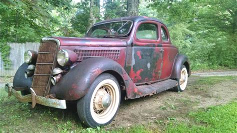 Rusty Driver: 1935 Ford 5 Window Coupe | Barn Finds