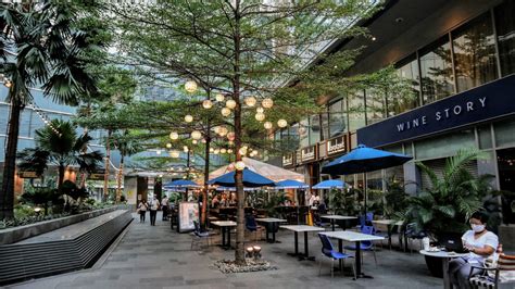 Shangri La Plaza Has Now Set Up More Open Air Dining Areas Allowing