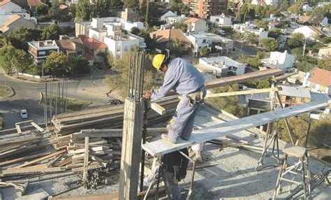 Repunte De La ConstrucciÓn Albañiles Y Carpinteros Dan Turnos De Hasta