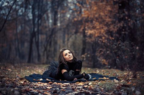 Selective Focus Photography Of Woman Laying On Grassy Field Hd