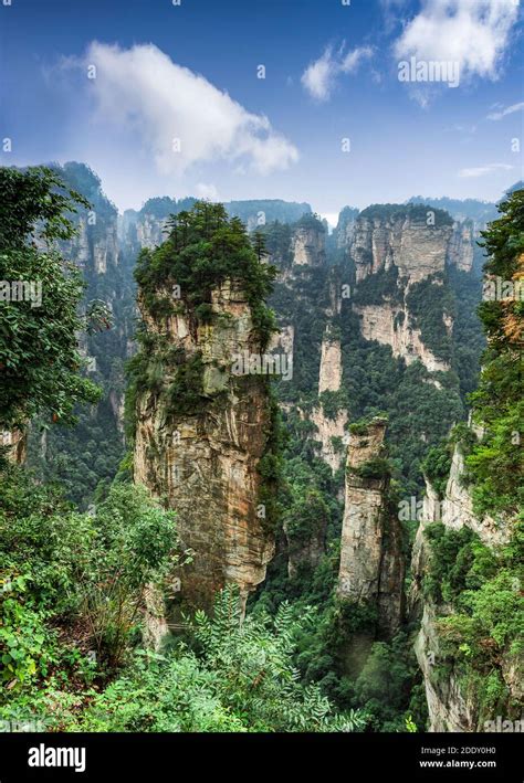 Hunan landscape hi-res stock photography and images - Alamy