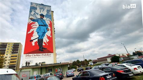 Nowy Mural Patriotyczny Bia Pl