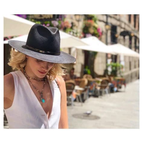 Shantel VanSanten Nude And Sexy 17 Photos The Fappening