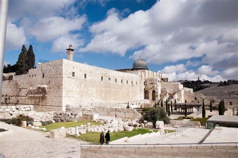 Al-Aqsa Mosque - Temple Mount, Jerusalem Stock Image - Image of mount ...