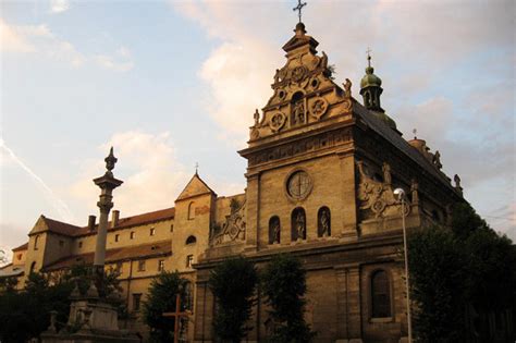 Церкви Львова та розклад богослужінь | Коли сповідають у Львові? — LVIV ...