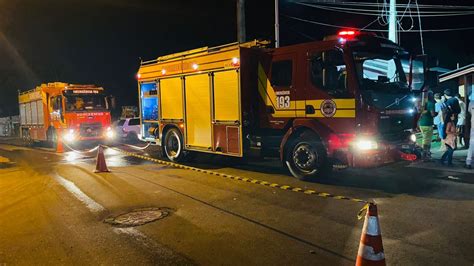 Mulher Presa Por Maus Tratos A Animais E Atear Fogo Na Casa Do Ex