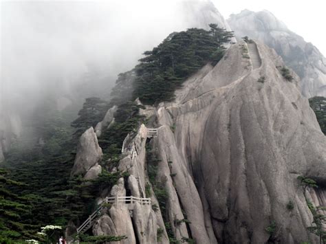 Avatar Country – Huangshan, China – You're Not From Around Here, Are You?