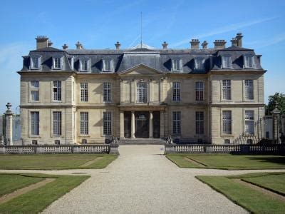 Le château de Champs sur Marne Guide Tourisme Vacances