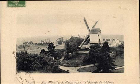 Cassel Cp Cassel Nord Les Moulins vus de la terrasse du château