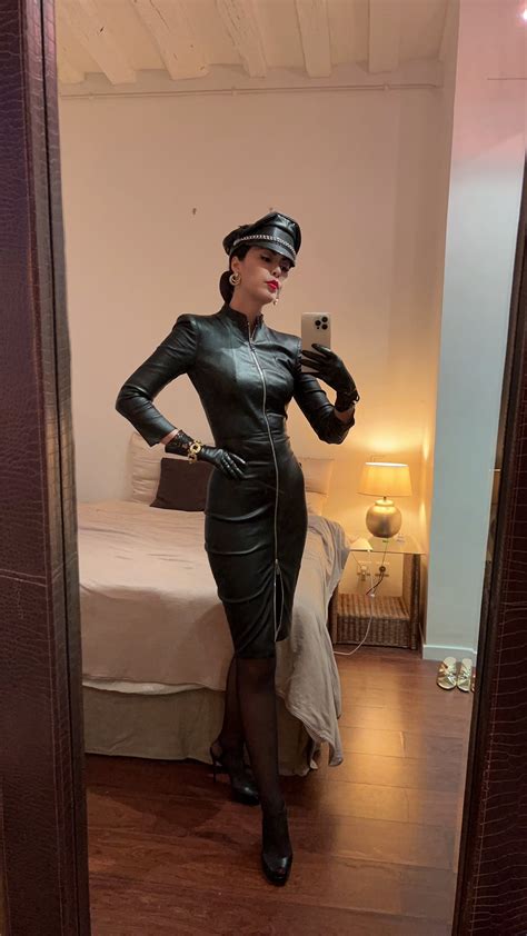 Tw Pornstars Mistress Iris Twitter Ready To Go See The Divine