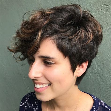 21 Undoubtedly Coolest Pixie Cuts For Wavy Hair My Ideas