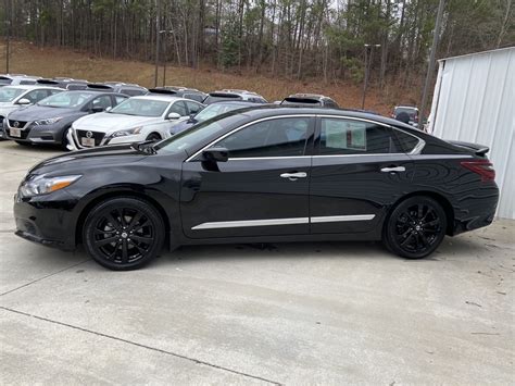 Pre Owned Nissan Altima Sr Midnight Edition Dr Car In