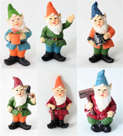 Ganz Great Outdoors Miniature Fairy Garden 3″ Gnome Figurine Er42915