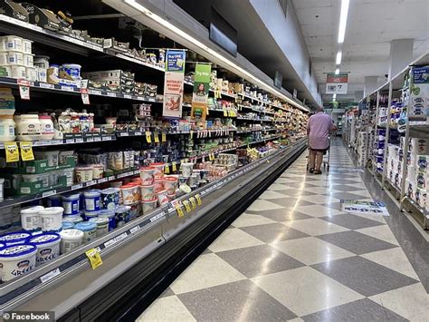 Aussie Man Finds Retro Woolworths With Old Logo In Eastwood Sydney