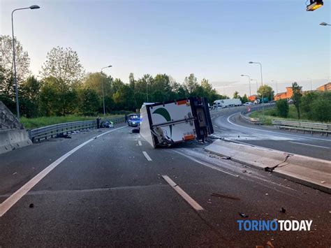 Incidente In Tangenziale A Rivoli Bruere Maggio