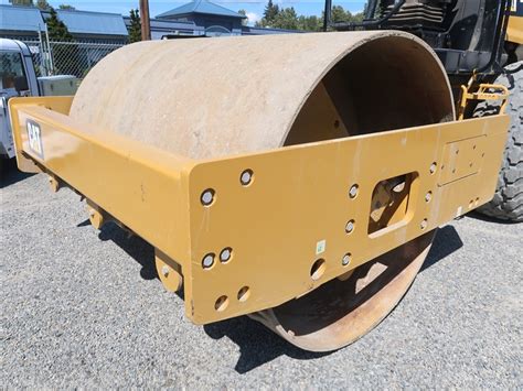 Cat Cs B Vibratory Smooth Drum Roller Kenmore Heavy Equipment