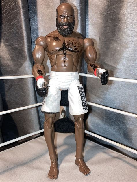 Kimbo Slice - UFC Collection Series 4 - WrestleStuff.com