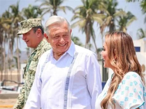 Evelyn Salgado recibió a López Obrador en Acapulco