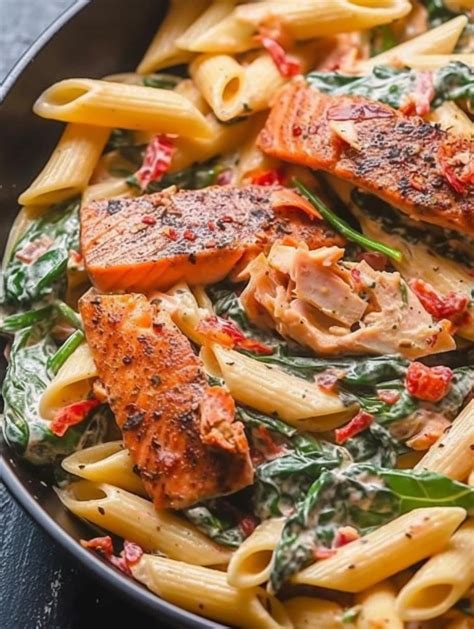 Creamy Sun Dried Tomato Salmon Pasta