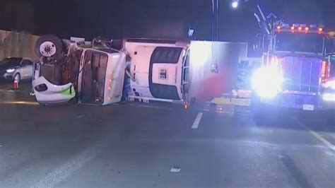 Big Rig Crash Closes 101 Freeway Lanes Nbc Los Angeles