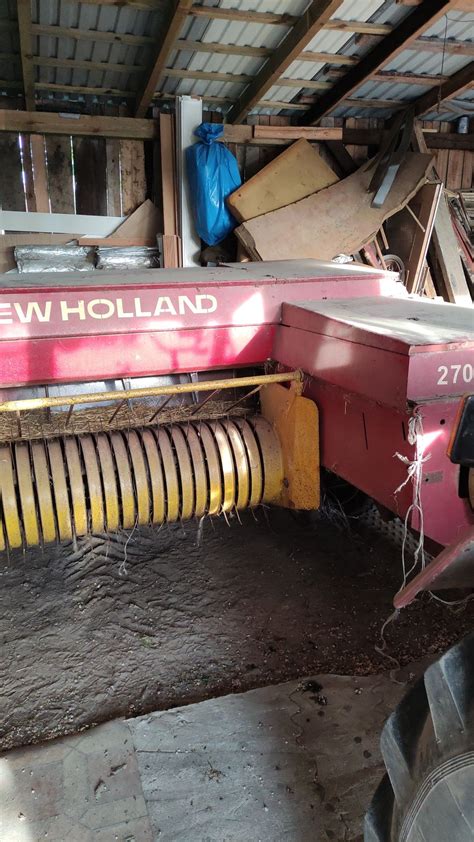 Prasa New Holland 270 Iwanowice Duże OLX pl