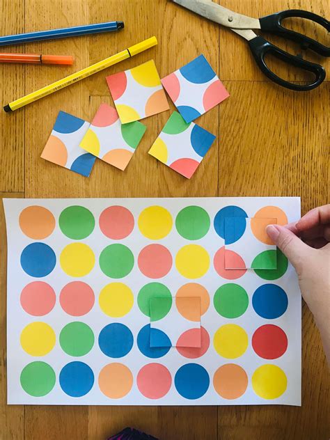 Un petit jeu facile à faire pour apprendre les couleurs et faire